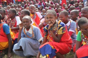 girls dancing  crouching